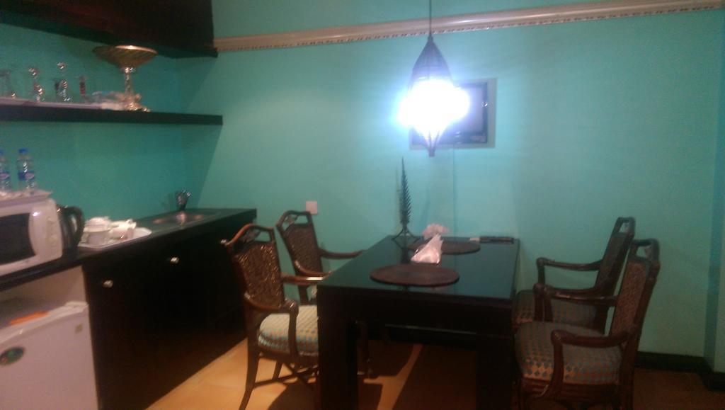 Blue Pearl Hotel & Apartments Dar es Salaam Bagian luar foto